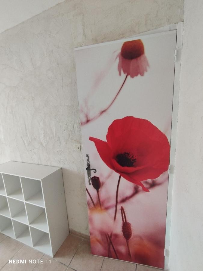 Chambre D Hotes En Provence, Au Pied Du Luberon, Les Coquelicots La Tour-dʼAigues المظهر الخارجي الصورة